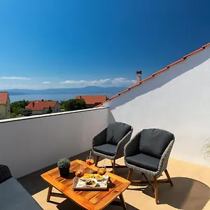 Bellmar Apartment Njivice