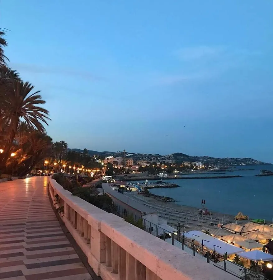 Petit Avec Classe Sanremo Apartment